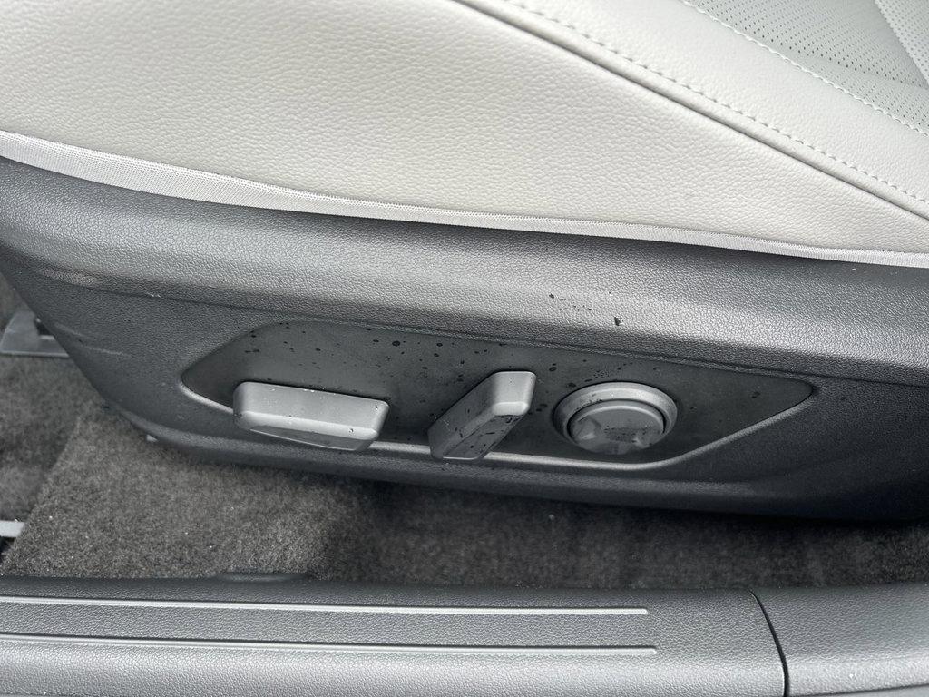 2026 Hyundai Elantra Limited - Photo 25