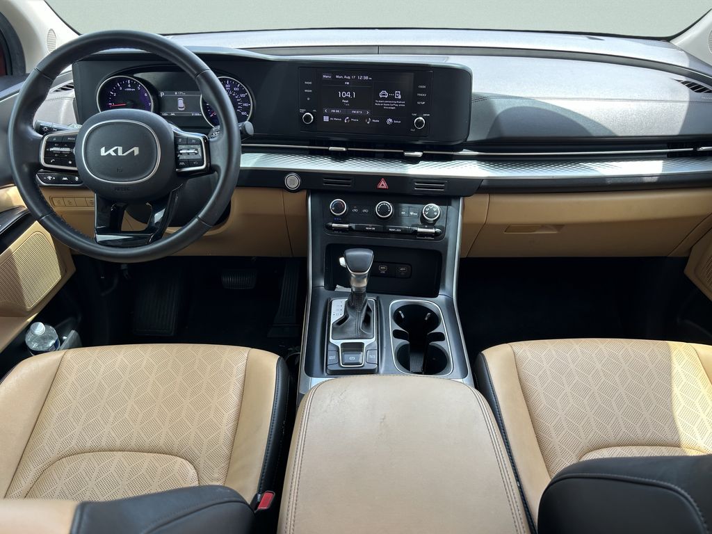 2024 Kia Carnival LX Seat Pkg - Photo 17