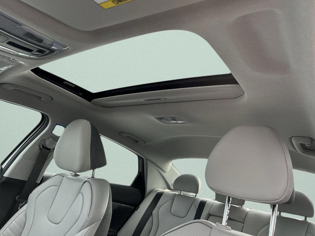 2026 Hyundai Elantra Limited - Photo 26