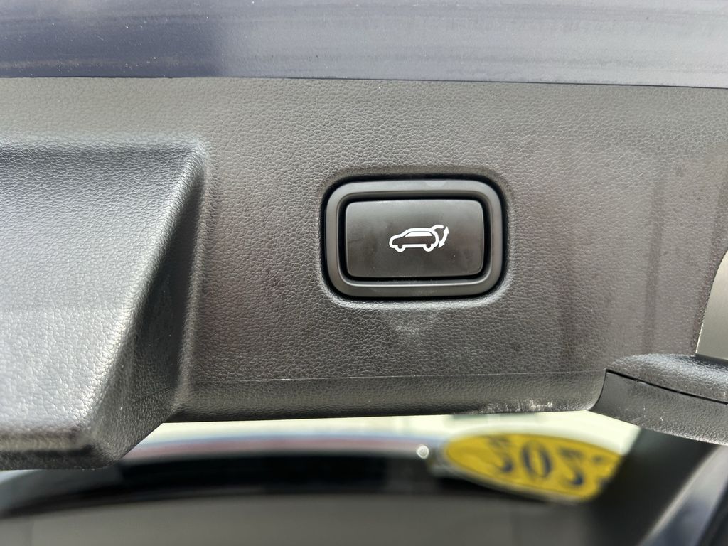 2025 Hyundai Tucson Limited - Photo 16