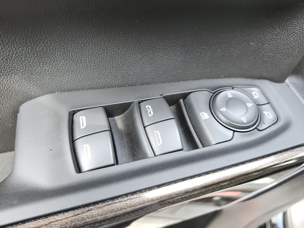 2022 Chevrolet Silverado 1500 Limited LT Trail Boss - Photo 26