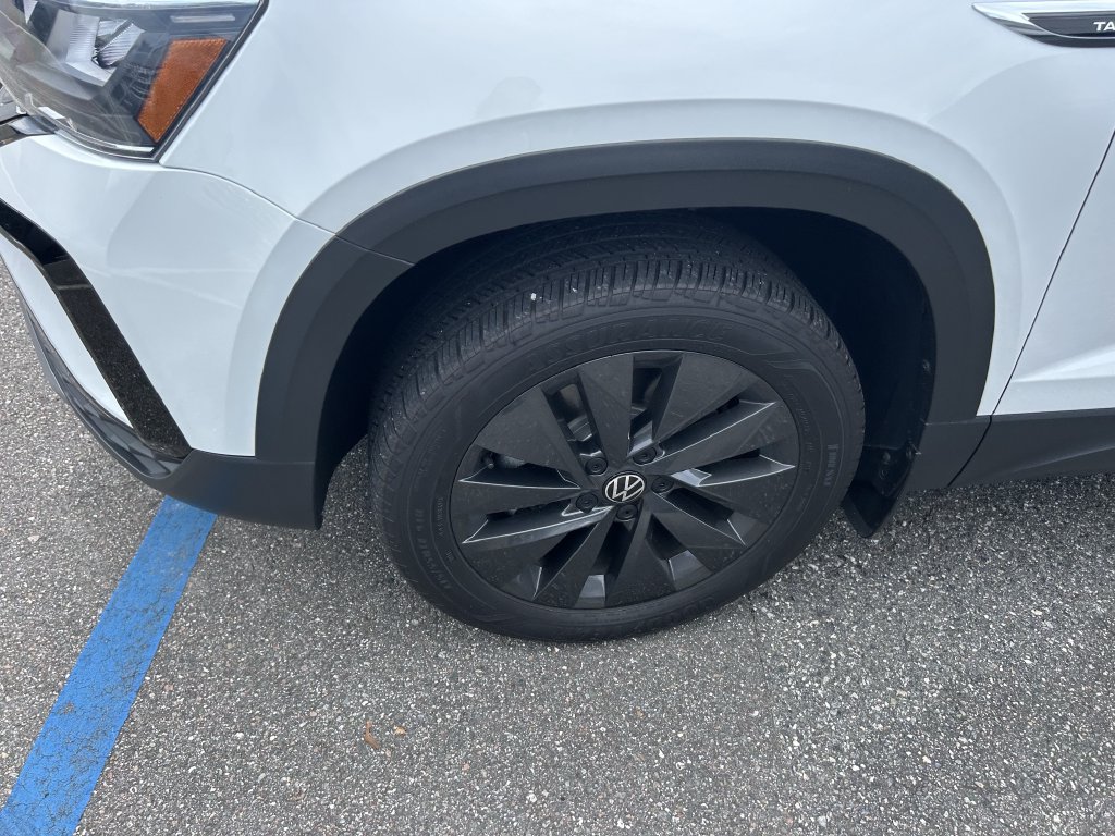 2023 Volkswagen Taos S - Photo 10