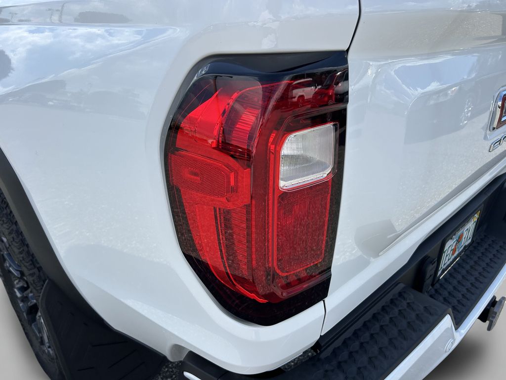 2024 GMC Canyon Elevation - Photo 14