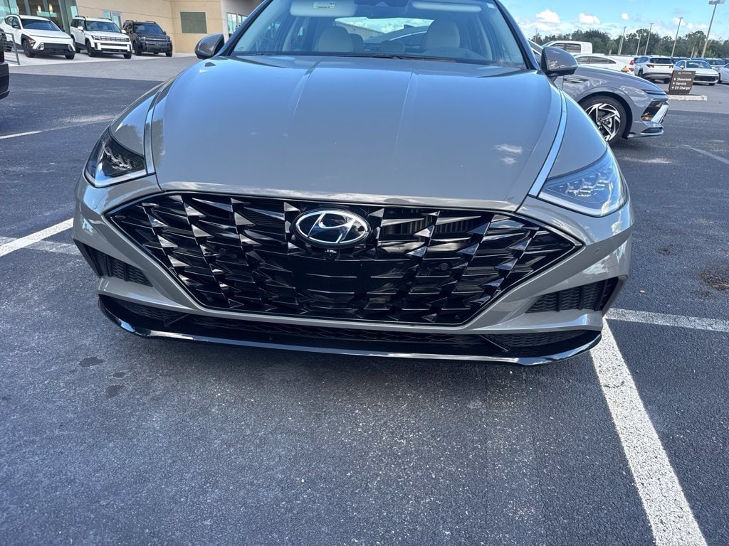 Used 2022 Hyundai Sonata Limited Sedan