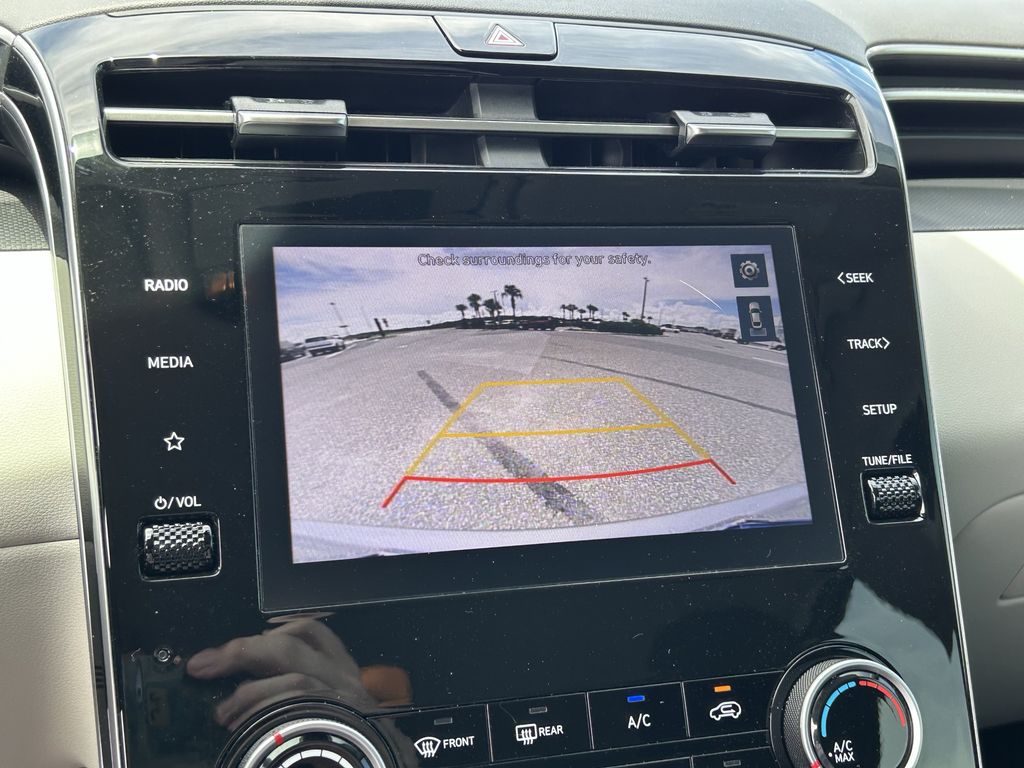 2024 Hyundai Tucson SE - Photo 25