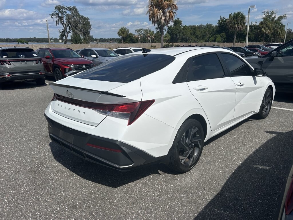 Certified 2025 Hyundai Elantra SEL Sport Sedan