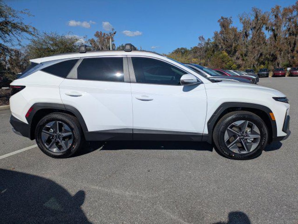 New 2026 Hyundai Tucson SEL Premium FWD SUV