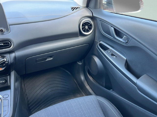 2023 Hyundai Kona SEL - Photo 19