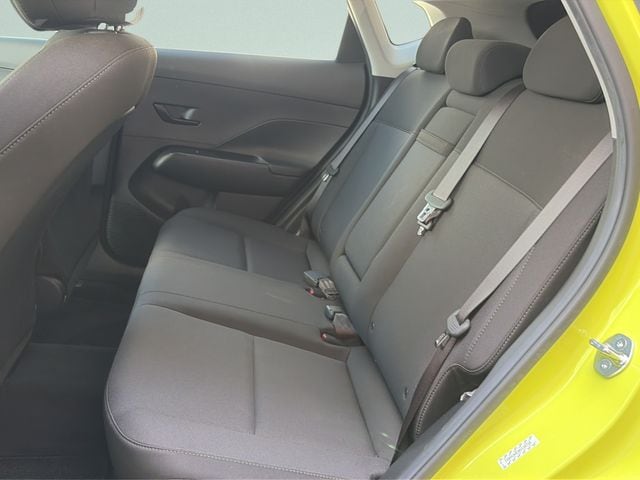 2024 Hyundai Kona SE - Photo 11