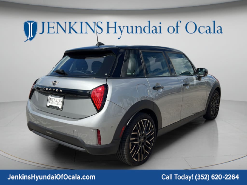 Used 2025 MINI Cooper Signature Hatchback