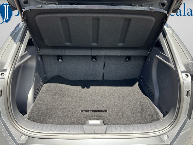2025 Hyundai Kona Limited - Photo 10
