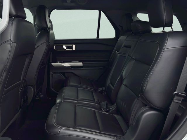 2023 Ford Explorer XLT - Photo 11