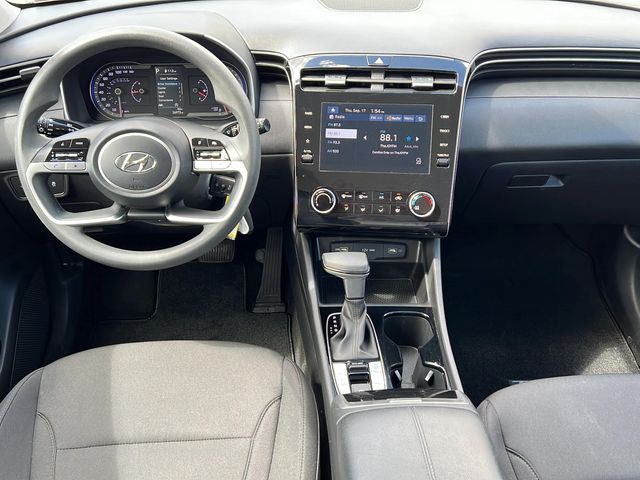2024 Hyundai Tucson SE - Photo 15