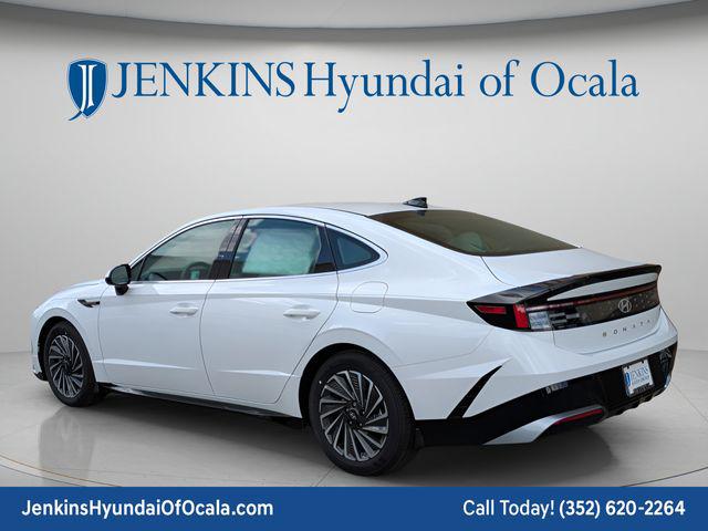 2025 Hyundai Sonata Hybrid SEL - Photo 6