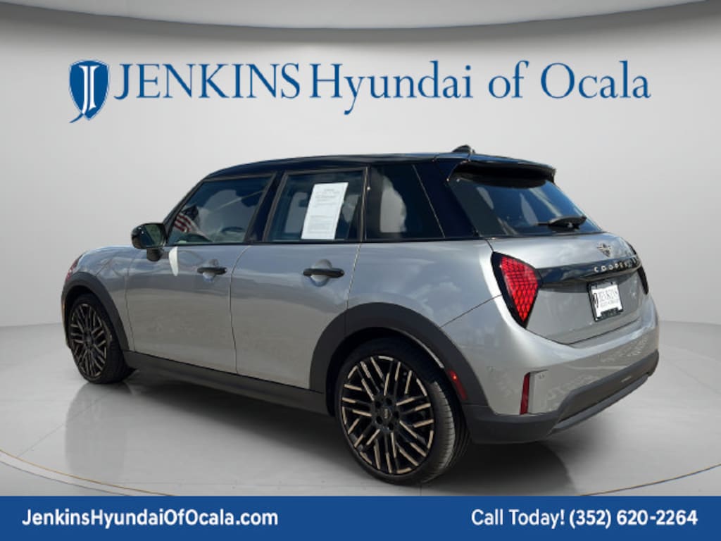 Used 2025 MINI Cooper Signature Hatchback