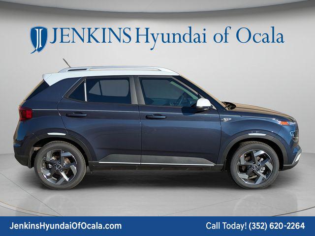 New 2026 Hyundai Venue SEL w/Two-Tone Roof SUV