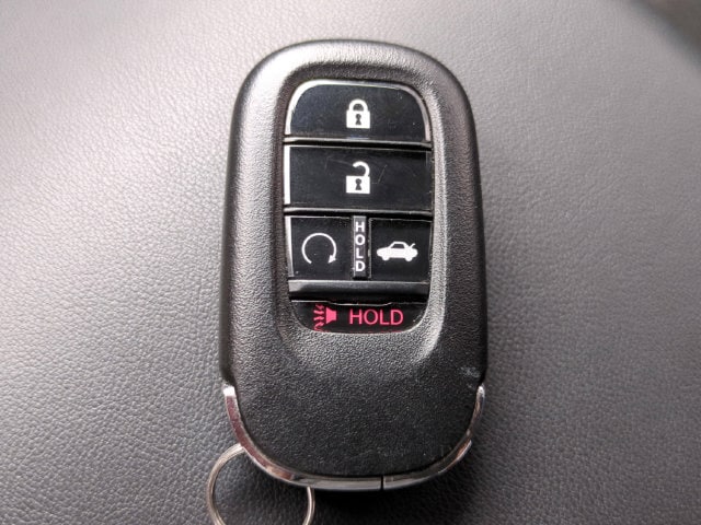 2025 Honda Accord SE - Photo 29