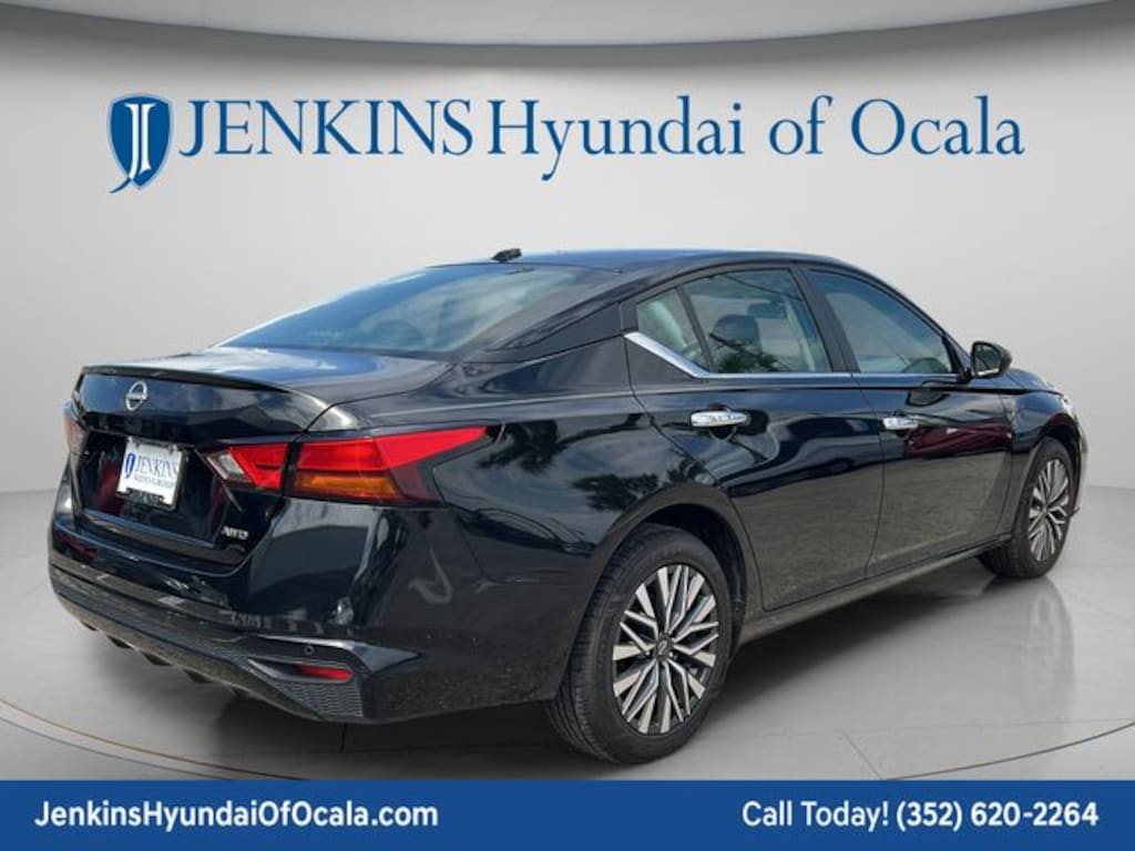 Used 2025 Nissan Altima 2.5 SV Sedan