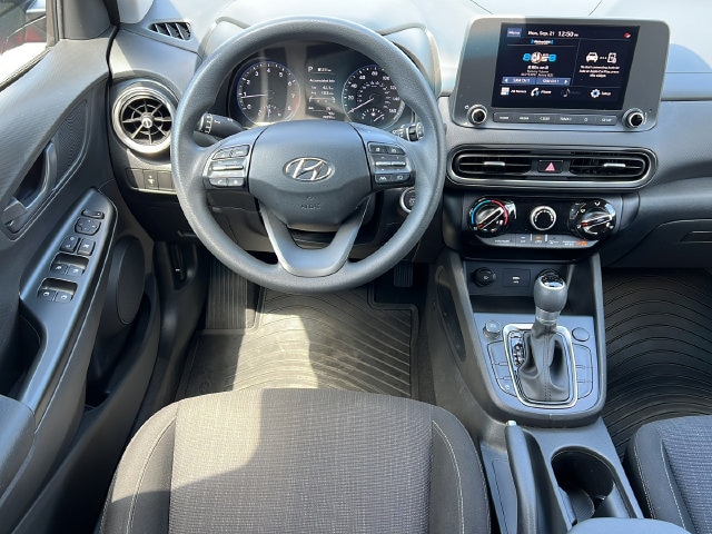 2023 Hyundai Kona SEL - Photo 18
