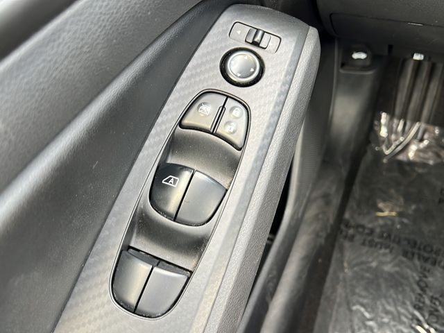 2025 Nissan Altima SV - Photo 22
