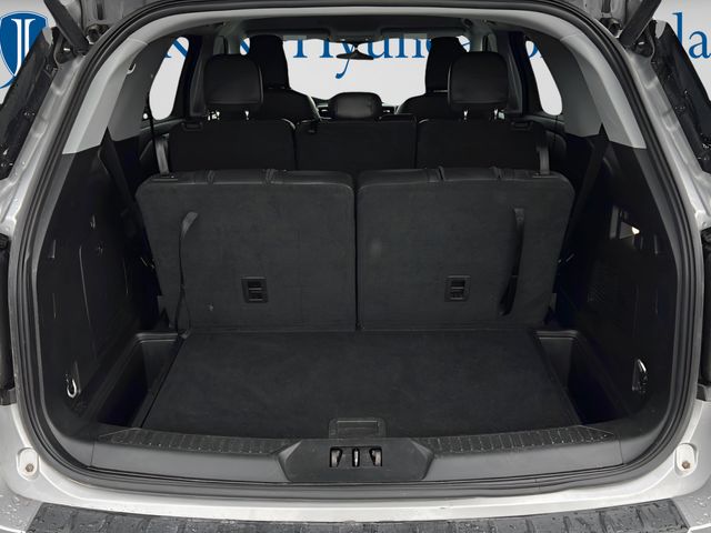 2023 Ford Explorer XLT - Photo 10