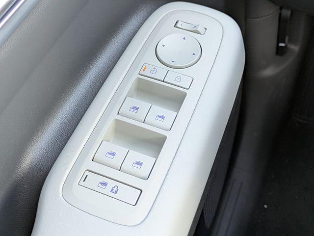 2026 Hyundai Santa Fe SE - Photo 22
