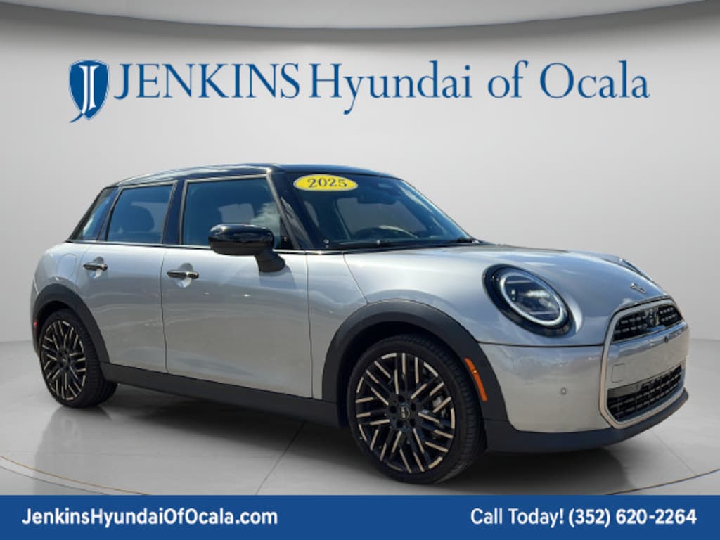 Used 2025 MINI Cooper Signature Hatchback