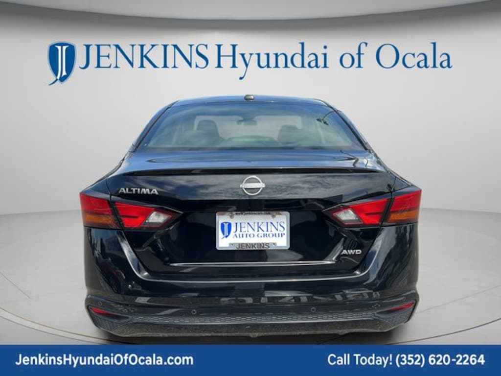 Used 2025 Nissan Altima 2.5 SV Sedan