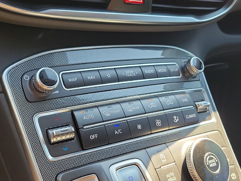 2022 Hyundai Santa Fe Limited - Photo 29