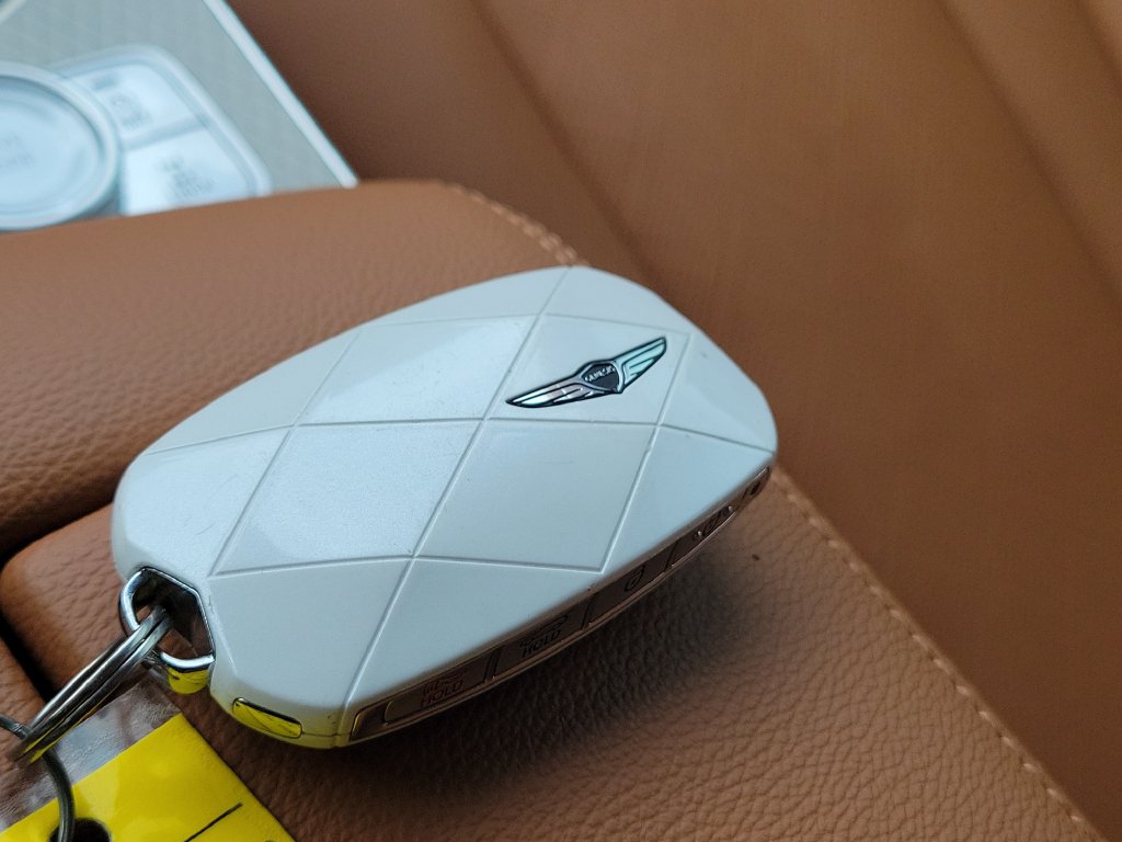 2025 GENESIS GV80 Prestige - Photo 32