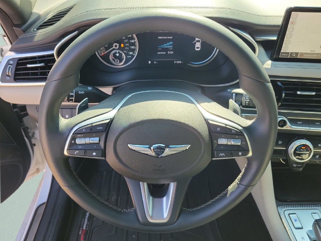 2023 GENESIS G70 Standard - Photo 18