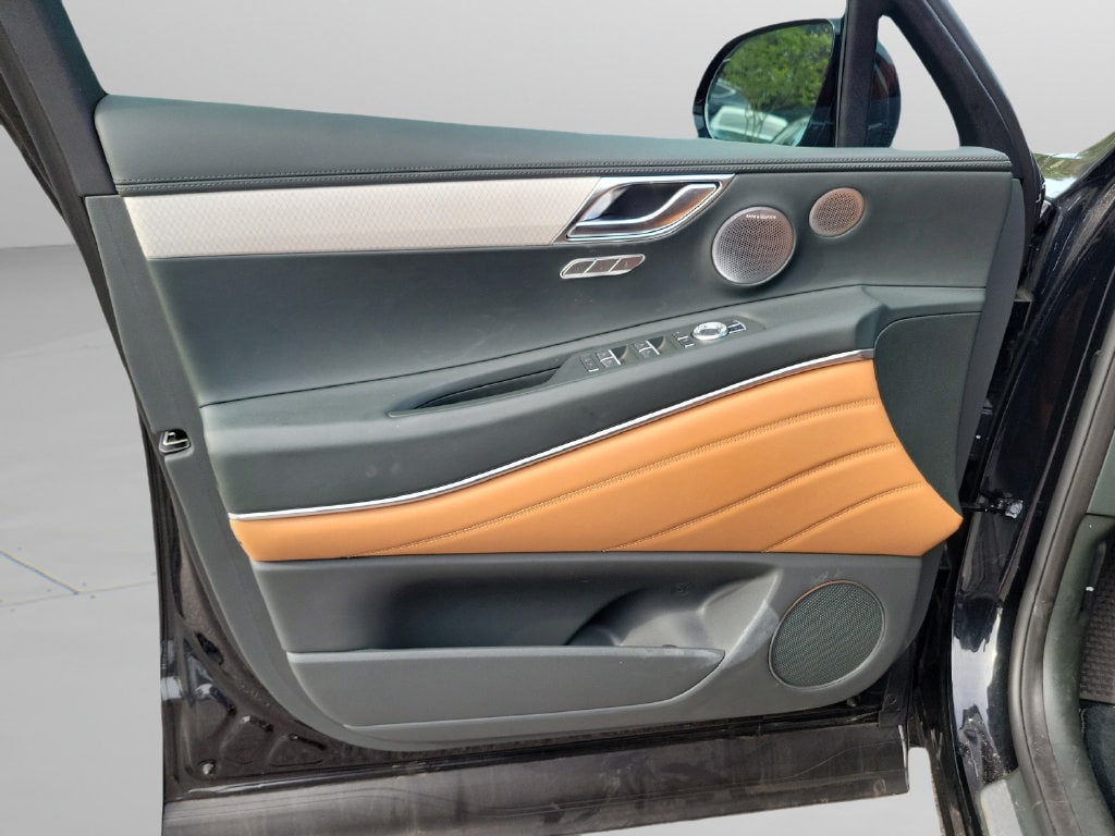 2025 GENESIS GV80 Prestige - Photo 17