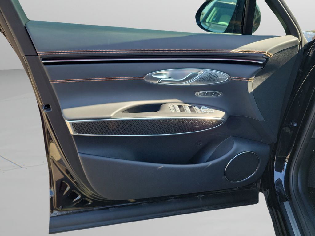 2026 GENESIS GV70 Sport Prestige - Photo 17
