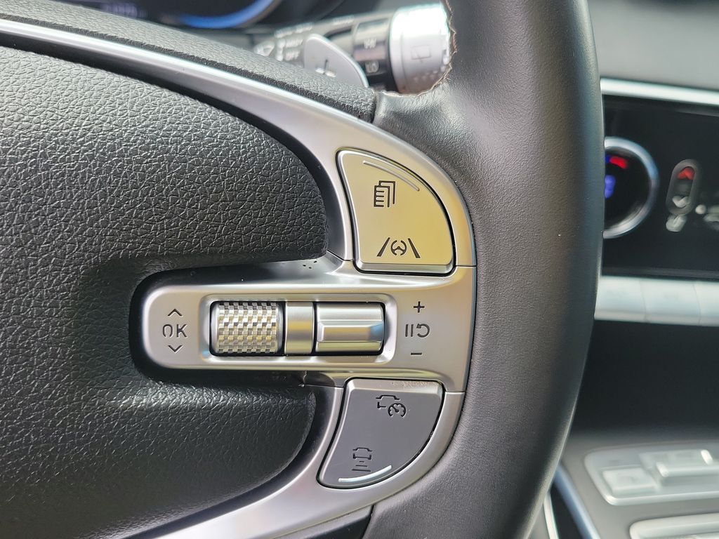 2023 GENESIS GV70 Standard - Photo 25