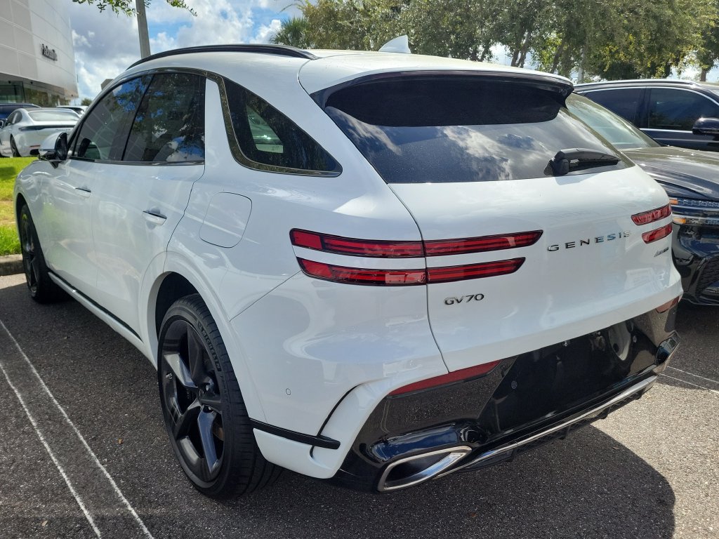 2026 GENESIS GV70 Sport Prestige - Photo 6