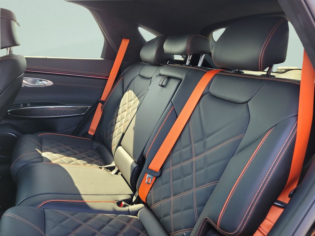 2026 GENESIS GV70 Sport Prestige - Photo 9