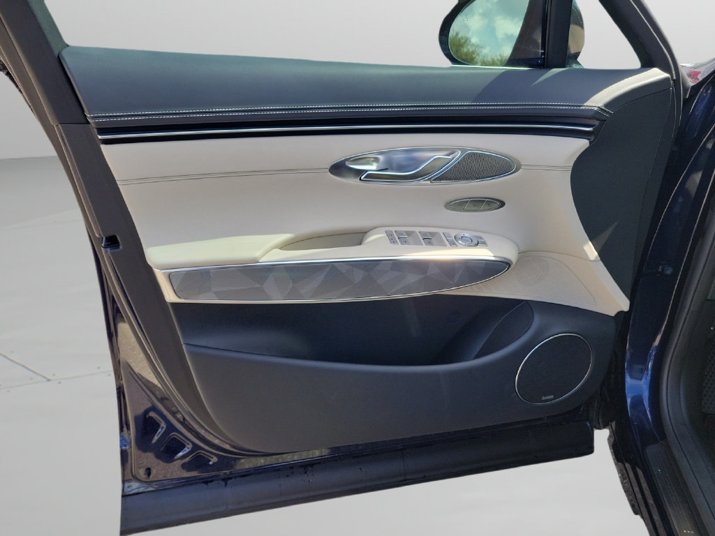 2025 GENESIS GV70 Sport - Photo 19