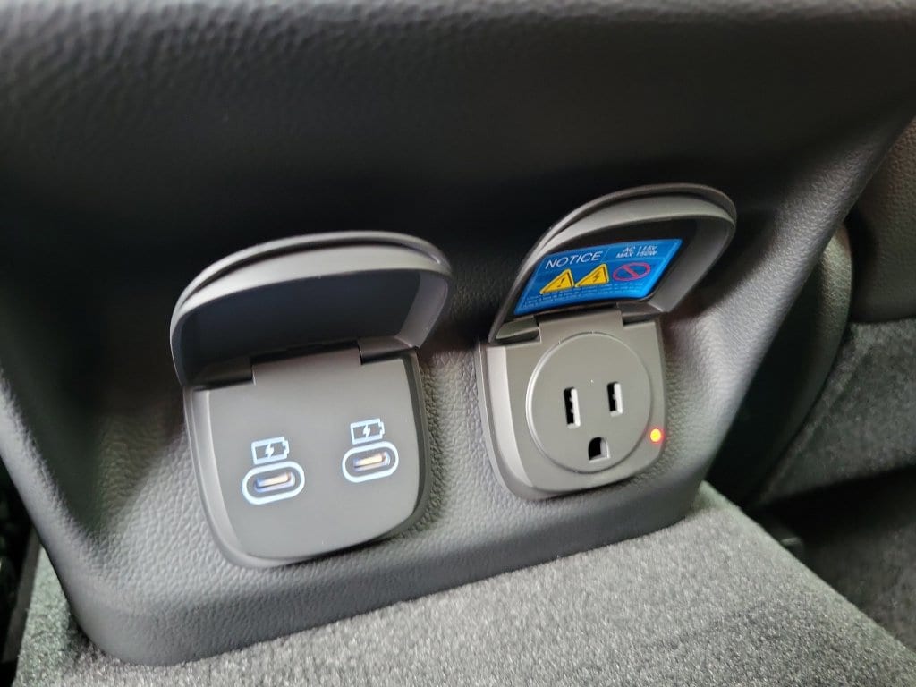 2026 GENESIS GV70 Sport Advanced - Photo 9