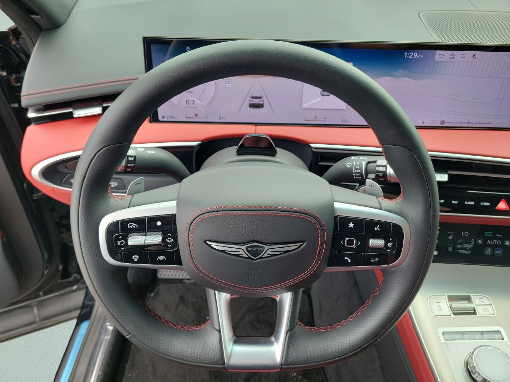 2026 GENESIS GV70 Sport Advanced - Photo 17