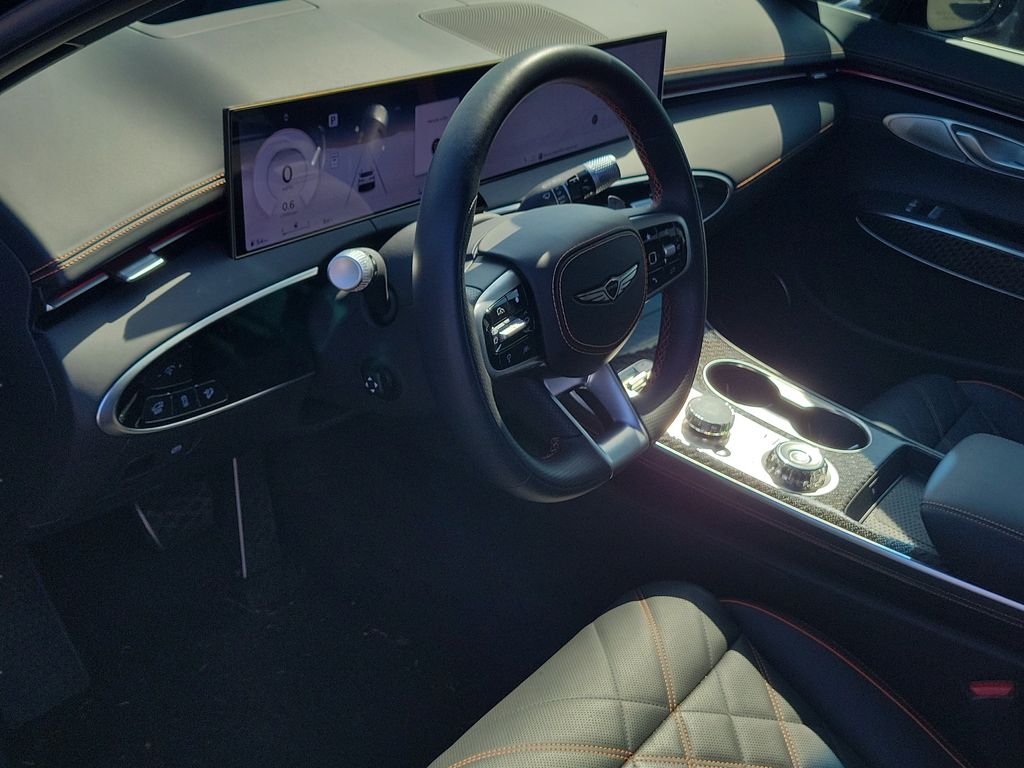 2026 GENESIS GV70 Sport Prestige - Photo 14