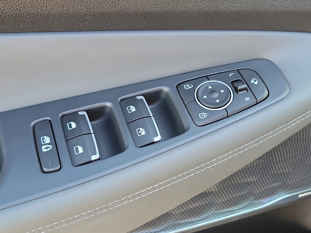 2022 Hyundai Santa Fe Limited - Photo 21