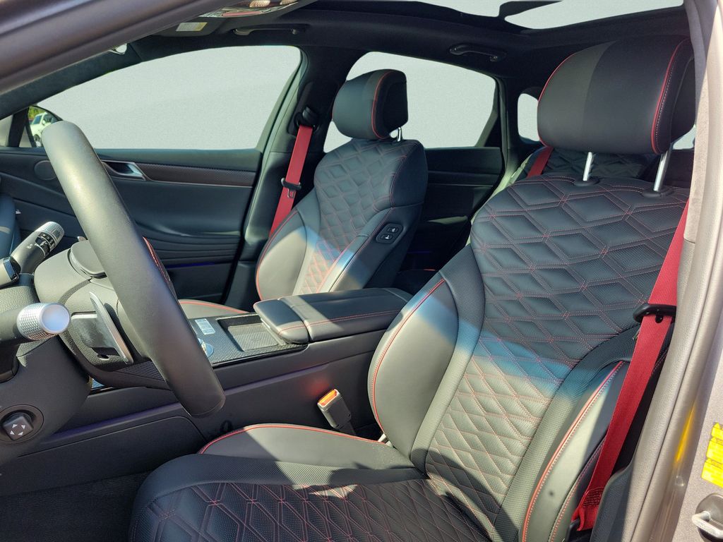 2025 GENESIS G80 Sport Prestige - Photo 14