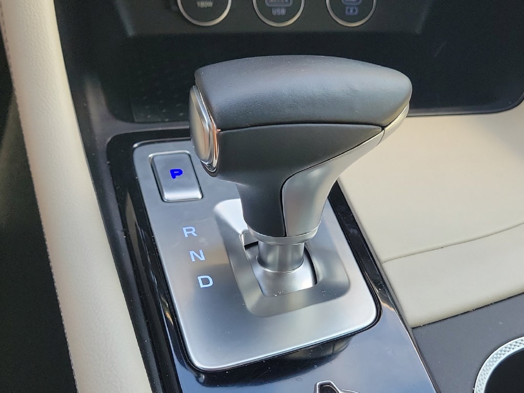 2026 GENESIS G70 Standard - Photo 31