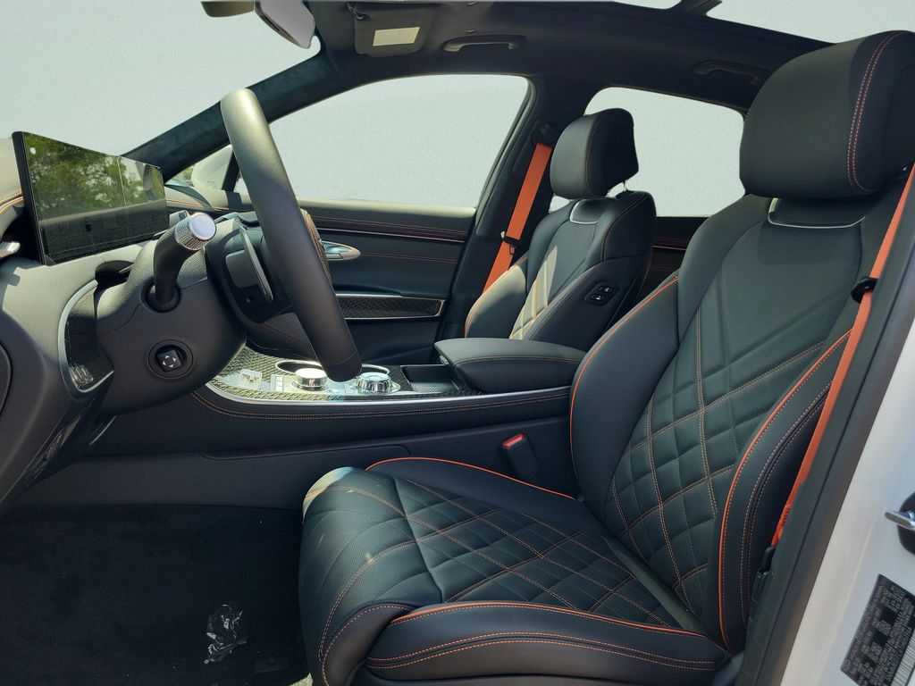 2026 GENESIS GV70 Sport Prestige - Photo 13