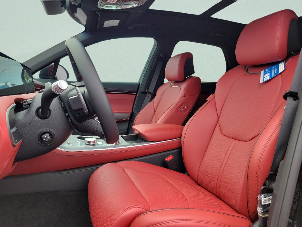 2026 GENESIS GV70 Sport Advanced - Photo 14