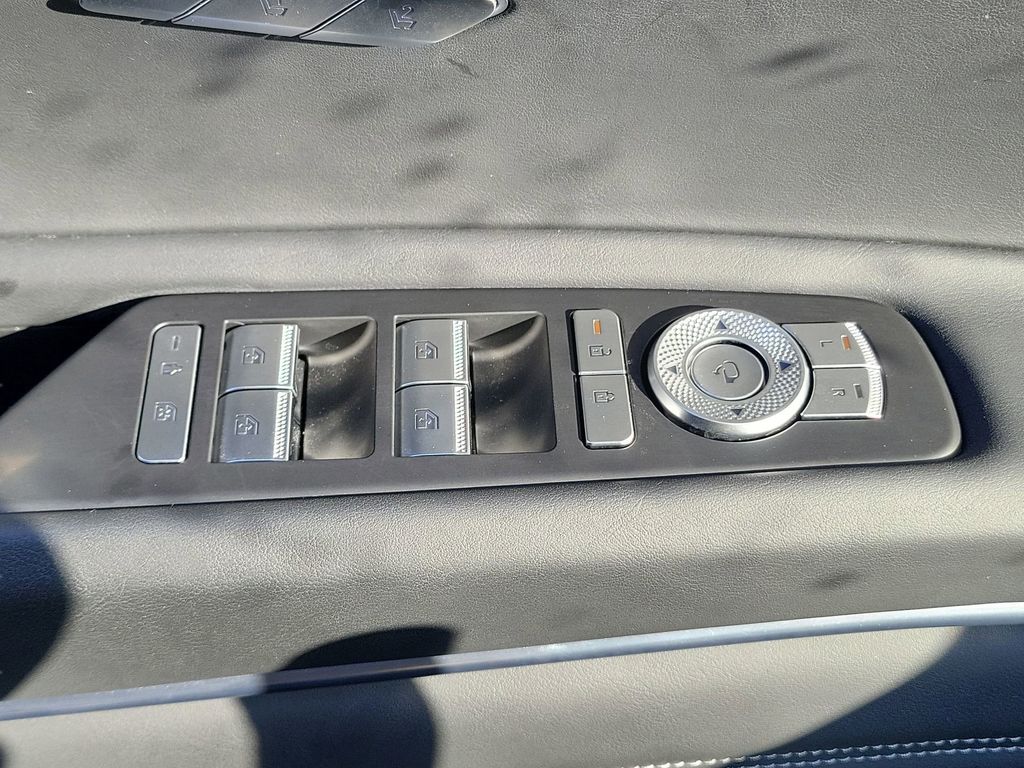 2025 GENESIS GV80 Standard - Photo 22
