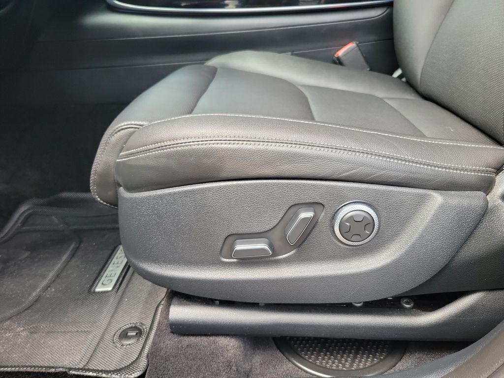 2023 GENESIS GV70 Standard - Photo 19