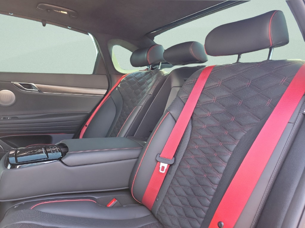 2025 GENESIS G80 Sport Prestige - Photo 11