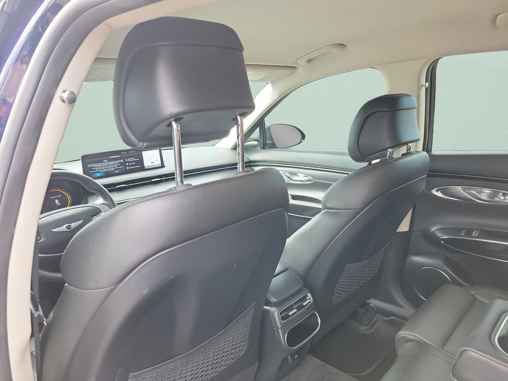 2023 GENESIS GV70 Standard - Photo 11