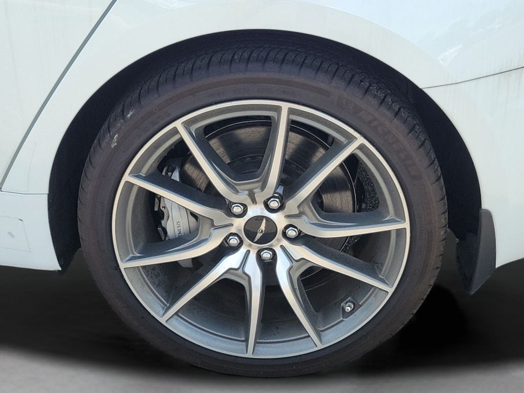2025 GENESIS G70 Standard - Photo 30